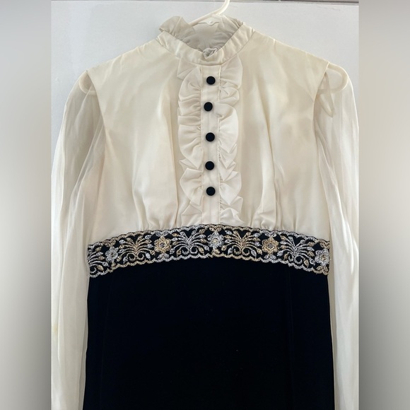 Vintage Black Velvet Maxi Dress Sheer Sleeves Lace Trim Size Small - Picture 4 of 15